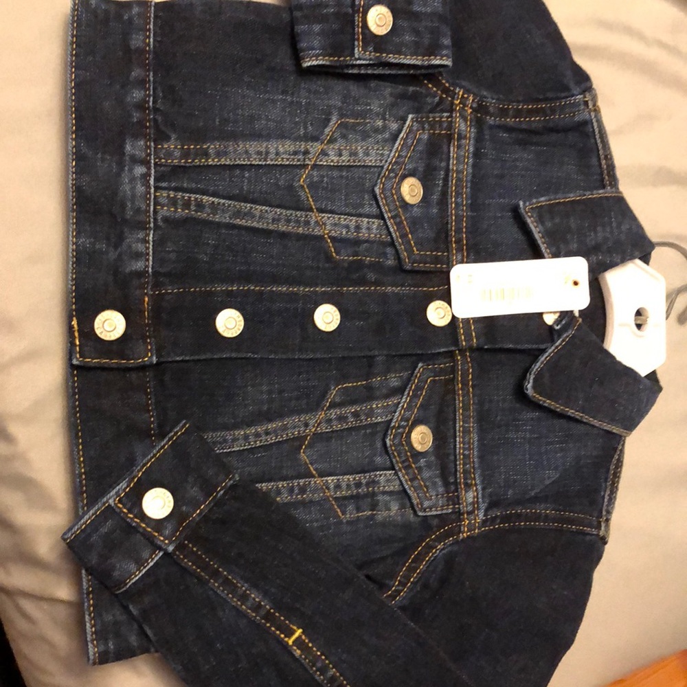 Girls jean jacket so adorable